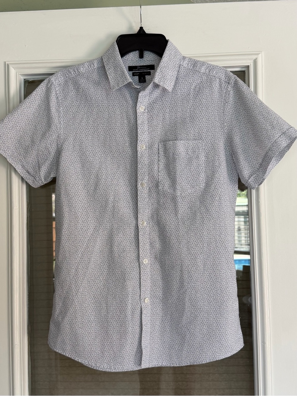 Marc Anthony Luxury Button Down Shirt (small)